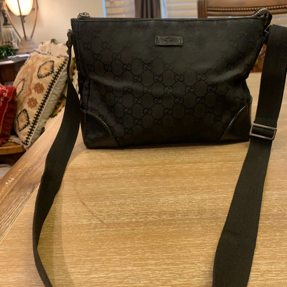 Gucci Black Monogram Messenger Bag - Picture 1 of 16